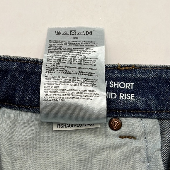 Volcom Stoney Stretch Short Micro Fit 2” Inseam Mid Rise Size 26 - Picture 10 of 16